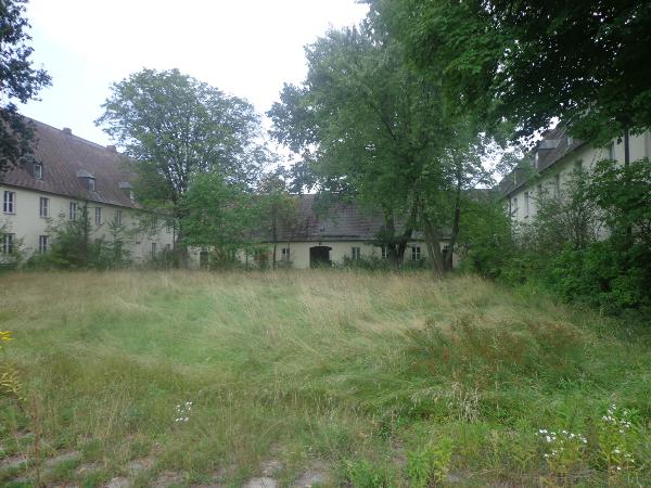 Der Schlangenbau auf dem Gelände der ehemaligen Nibelungenkaserne. Suttner fordert ein Nullemissionskonzept. Foto: Archiv