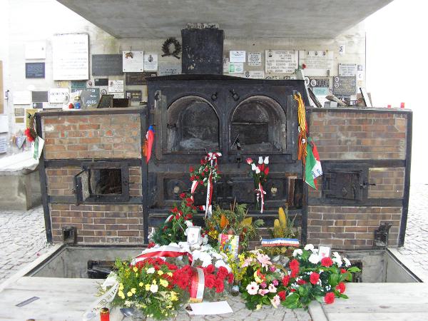 "Rückkehr unerwünscht": Das Krematorium von Gusen. Foto: Werner