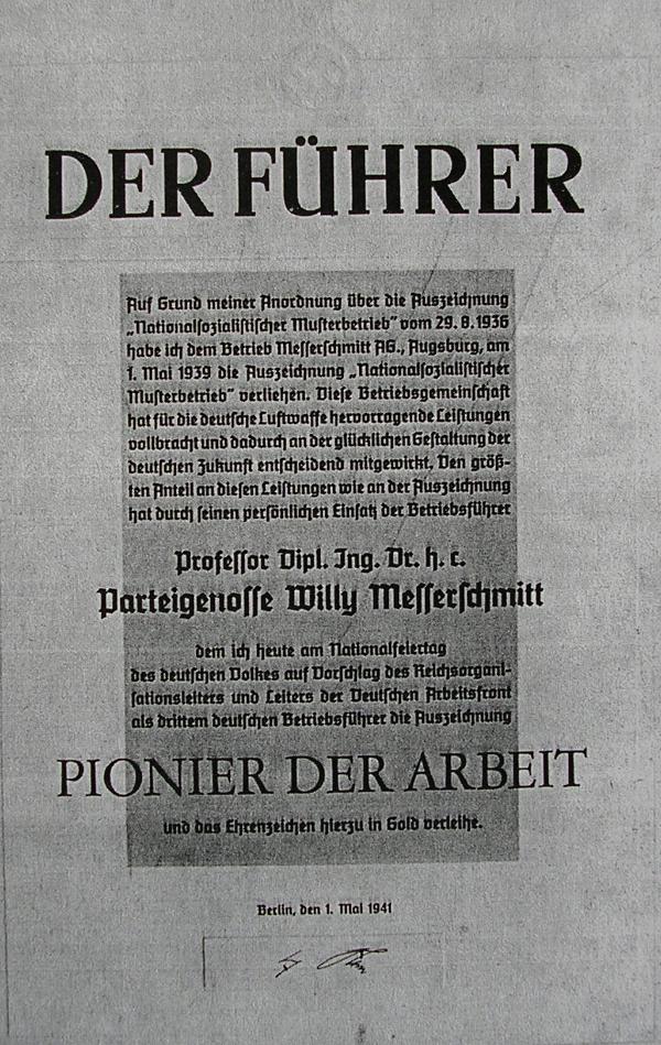 Willy Messerschmitt: Mehrfach von den Nazis ausgezeichnet, hier als "Pionier der Arbeit".