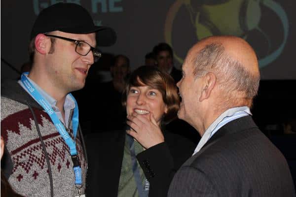 "Wenn man Qualität will, muss man dafür zahlen!": Festivalleiterin Insa Wiese mit OB Schaidinger und dem Filmemacher Roland Fischer. Foto: Liese