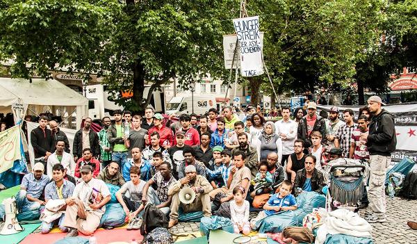 Seit Samstag befinden sich in München 55 Flüchtlinge im Hungerstreik. Vier wurden bereits ins Krankenhaus eingeliefert. Fotos: privat