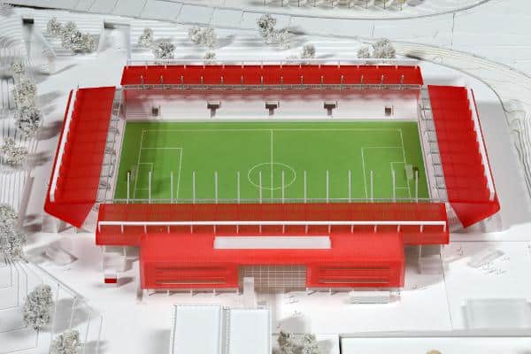 Das Modell des neuen Fußballstadions. "Ein Haufen Geld zum Fenster rausgeschmissen." Foto: Peter Ferstl/ Stadt Regensburg