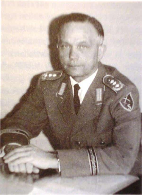 Robert Bürger als Kommandeur der Unteroffizierschule Sonthofen um 1965. Foto: privat