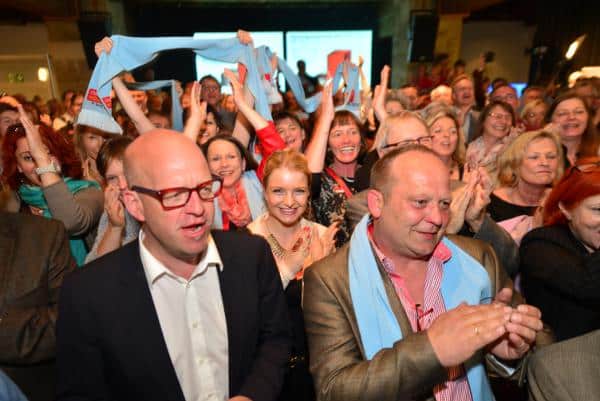 Jubel im Leeren Beutel. Nur wenig CSUler waren gekommen. Foto: Staudinger