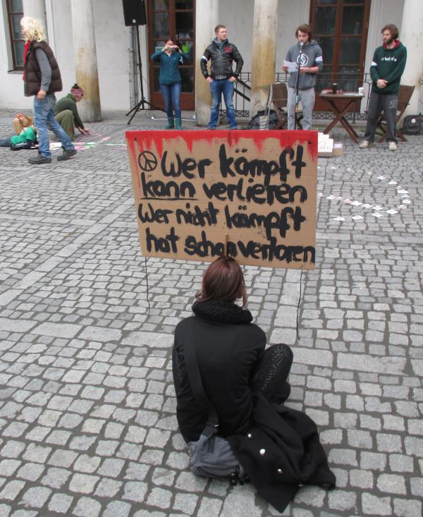 Regensburger Besonderheit: Die Montagsdemo findet dienstags statt... Foto: Archiv