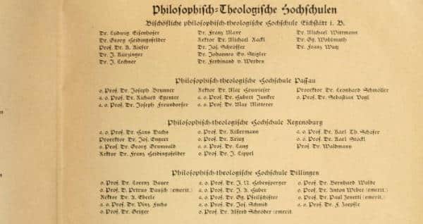 „Bekenntnis zu Adolf Hitler und dem nationalsozialistischen Staat“. Unterzeichnet von Josef Engert und der Philosophisch-Theologischen Hochschule Regensburg. 