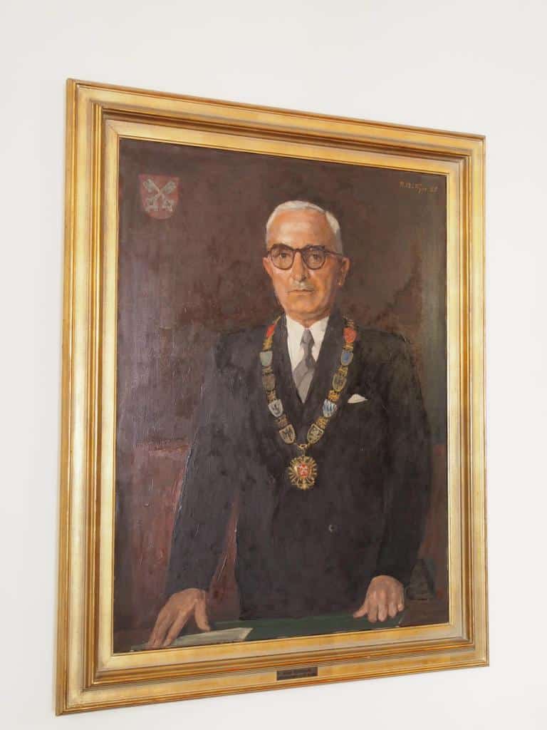 Porträt von Hans Herrmann im Regensburger Rathaus. Foto: Stadt Regensburg