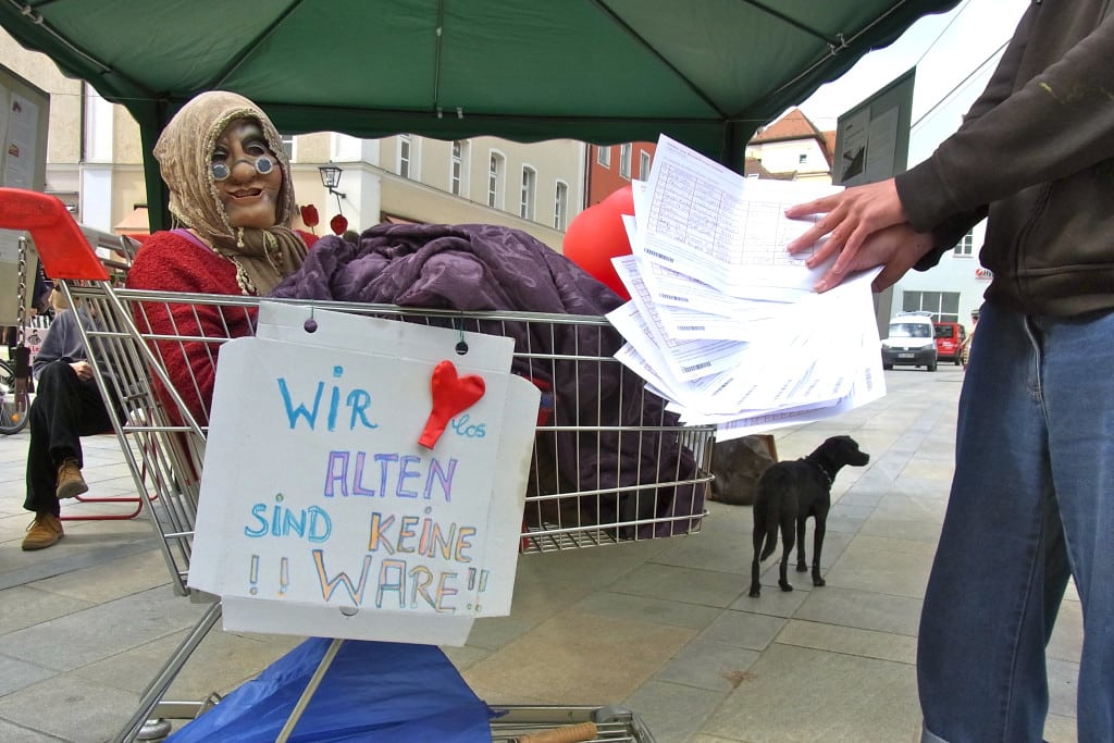 Eine Petition, deren Wortwahl und Auftreten die Entscheider provoziert: "Das Michlstift muss bleiben!". Foto: privat