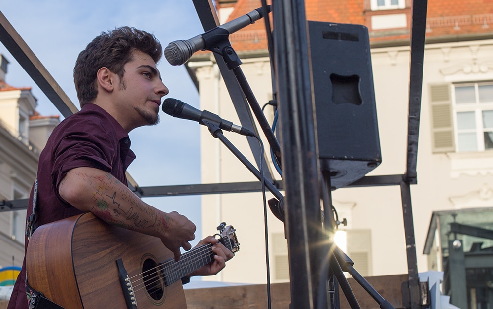 Sang zu Beginn der Kundgebung: Ohrange. Foto: ld.