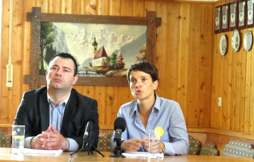 Bora Ataman und Frauke Petry im Oktober 2015. Foto: as