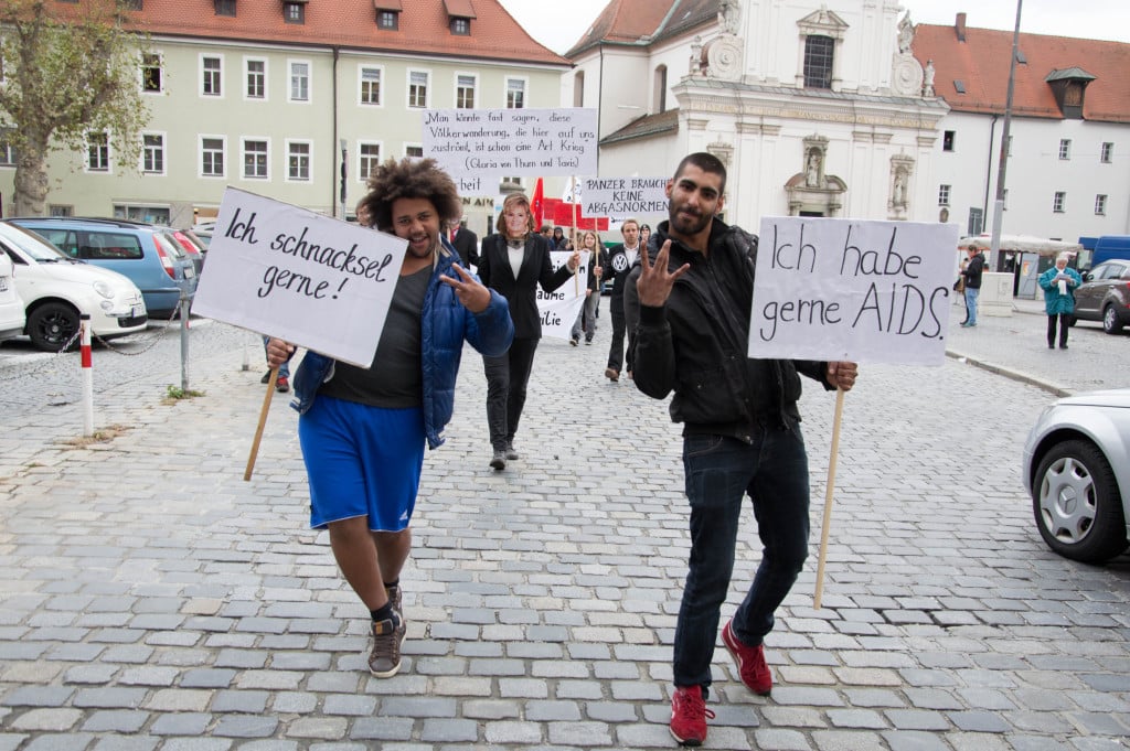 "Der Schwarze schnackselt gern." Remineszenz an Weisheiten von Durchlacht. Fotos: pm