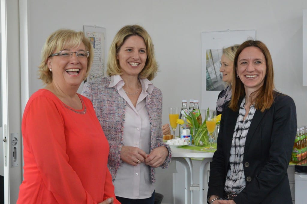 Sylvia Stierstorfer, Astrid freudenstein und Kriminalhauptkommissarin Barbara Arendt