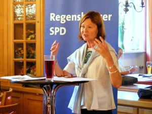 Ringt um den richtigen Umgang mit der Affäre - und mit ihrer Partei: SPD-Vorsitzende Margit Wild, MdL. Foto: Archiv/ om