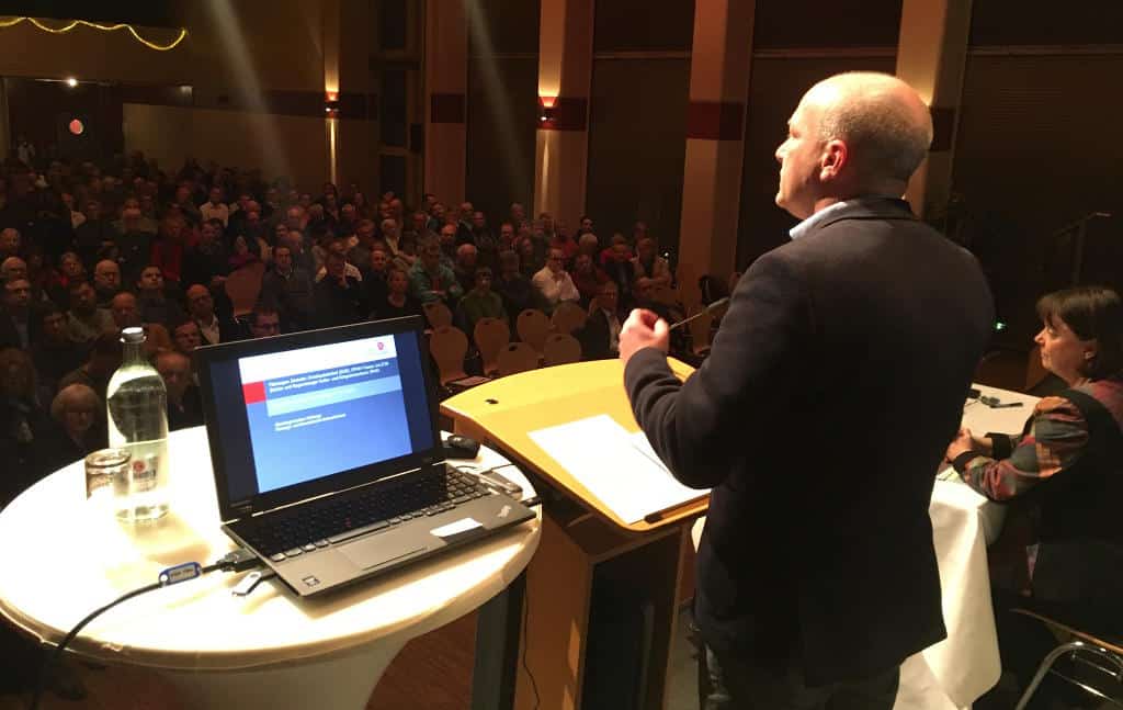 Großes Interesse: Der Festsaal des Kolpinghauses war am Montag fast voll. Foto: as