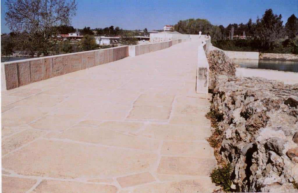 Das Pflaster der „Eurymedonbrücke“. Foto: Archiv/ as