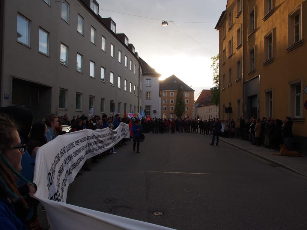 Station im Minoritenweg bei der Gedenktafel für den ermordeten Zeugen Jehovas, Wolfgang Waller. Foto: Werner