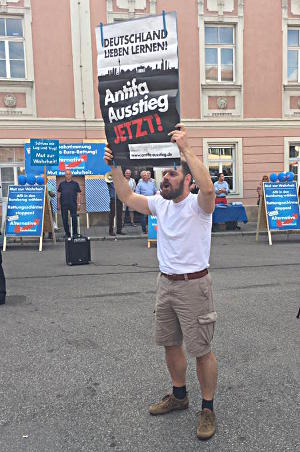 Christian Stahl bei einer AfD-Kundgebung in Regensburg. Foto: Archiv/ as