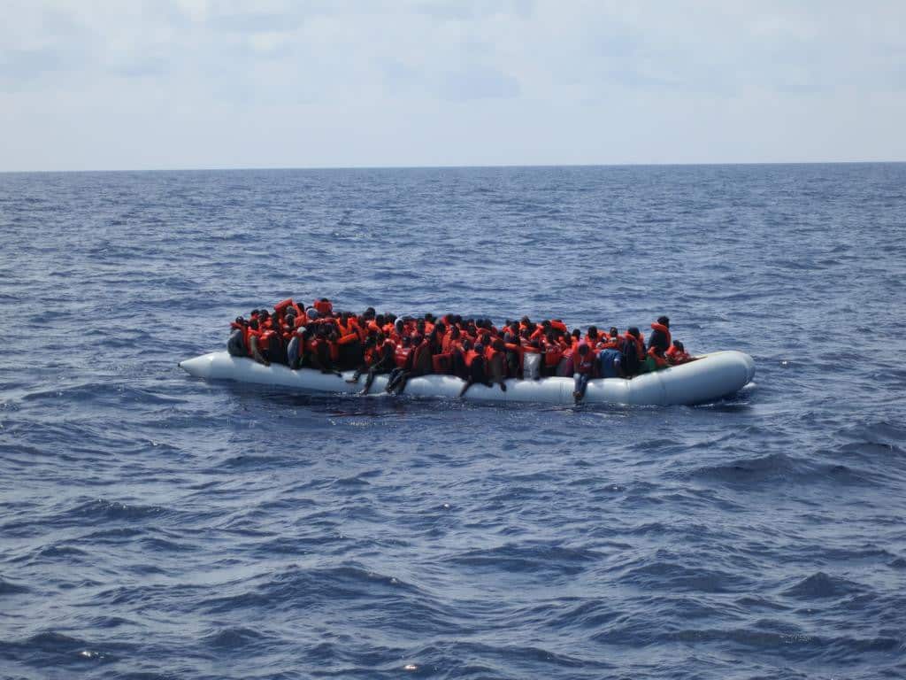 Völlig überfüllte Boote: ein immer häufigerer Anblick.