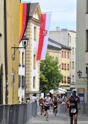 Der Ironman 2010: Der aktuell kritisierte Vertrag zur Challenge ist in weiten Teilen wortgleich. Foto: Archiv/ Staudinger