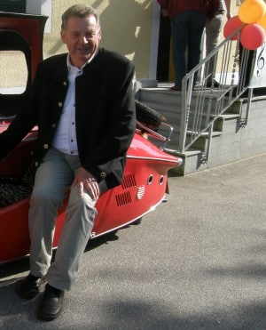 Auszahlungen und Steuersachen gehörten nicht zu seinen "Hobbys": Altbürgermeister Josef Schmid. Foto: Ostbayern-Kurier