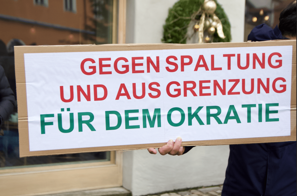 Demo Demonstrationsschild schnell und einfach selbst gestalten aus