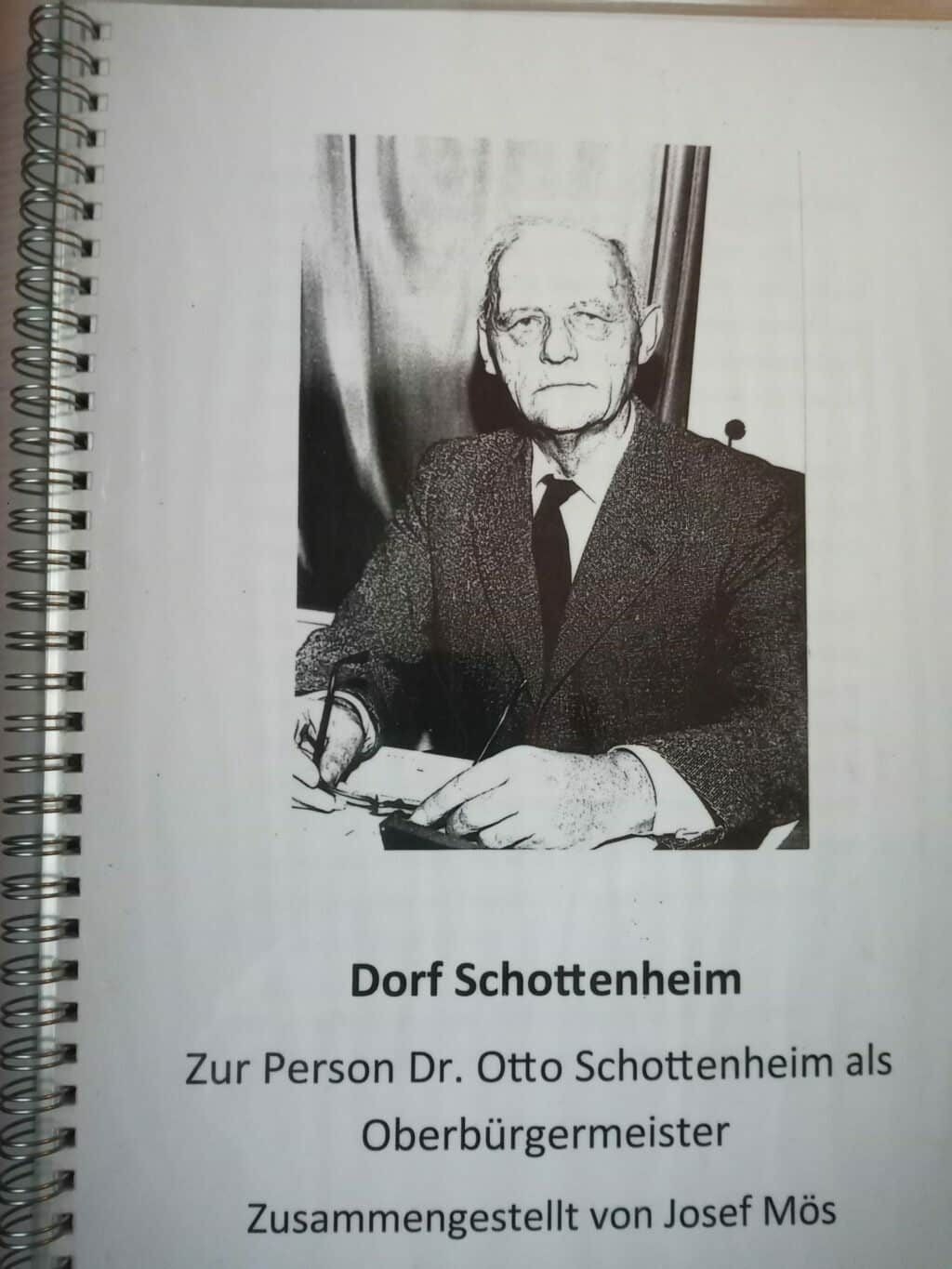 Josef Mös: „Es ist an der Zeit, … der Siedlung den Namen ihres Gründers zurückzugeben, den Namen eines aufrechten, zutiefst menschlich denkenden Mannes, Dr. Otto Schottenheim!“ Foto: Archiv/Staudinger