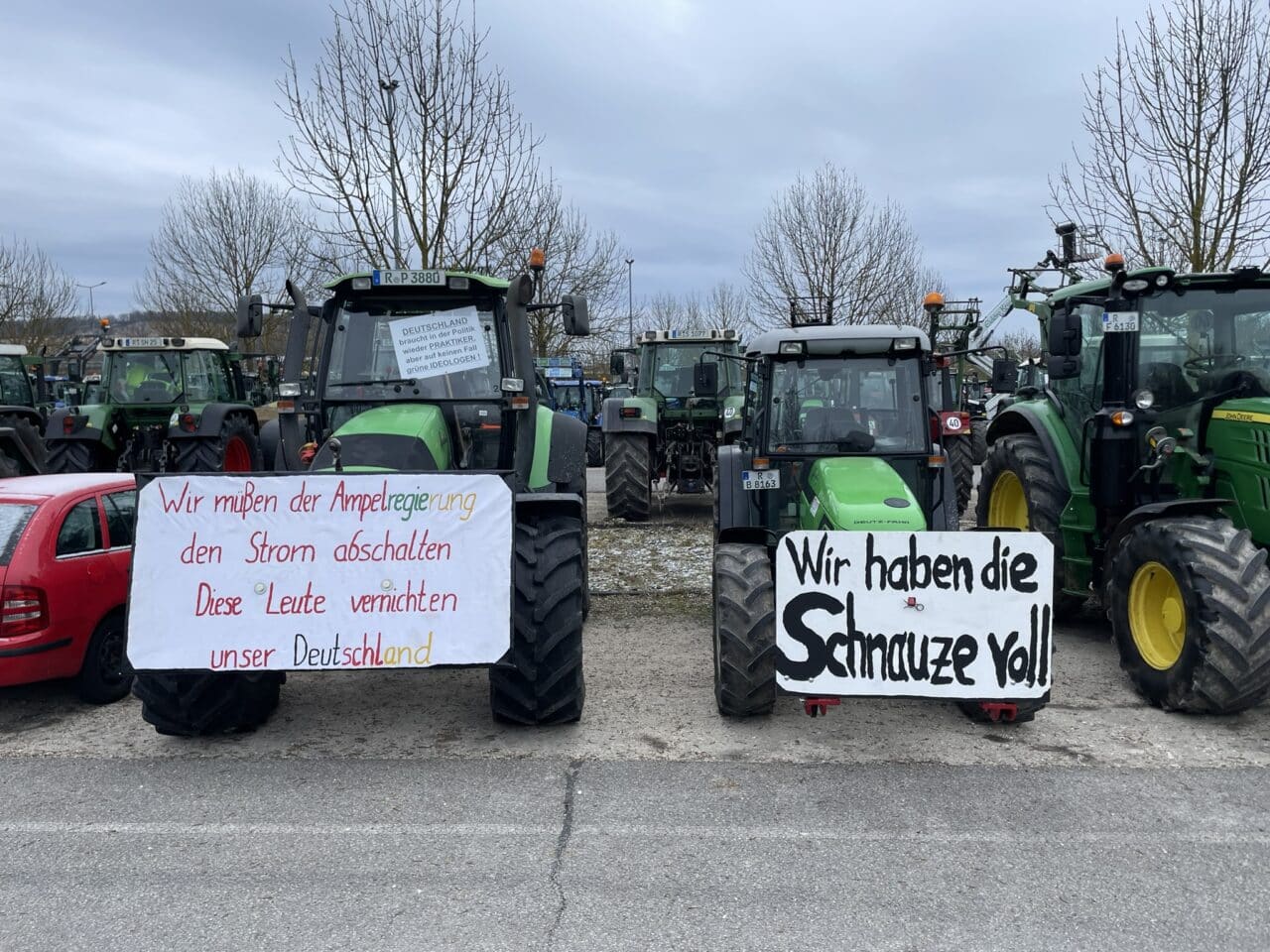 Melodiehupe beim Auto: Ist sie erlaubt? - Warnzeichen 2024